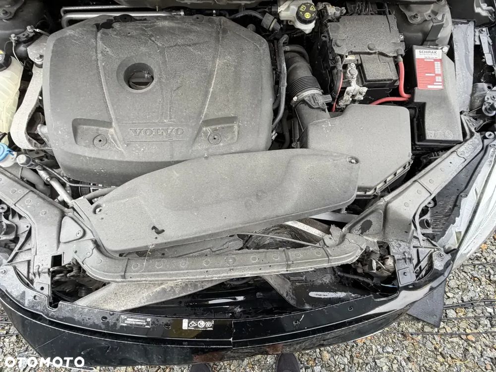 Volvo V40 T2 Momentum - 19