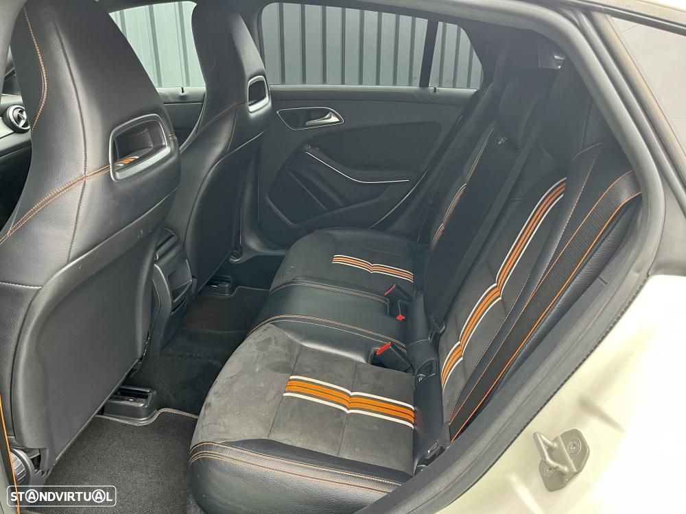 Mercedes-Benz CLA 220 Shooting Brake (CDI) d 7G-DCT Orange Art Edition - 17