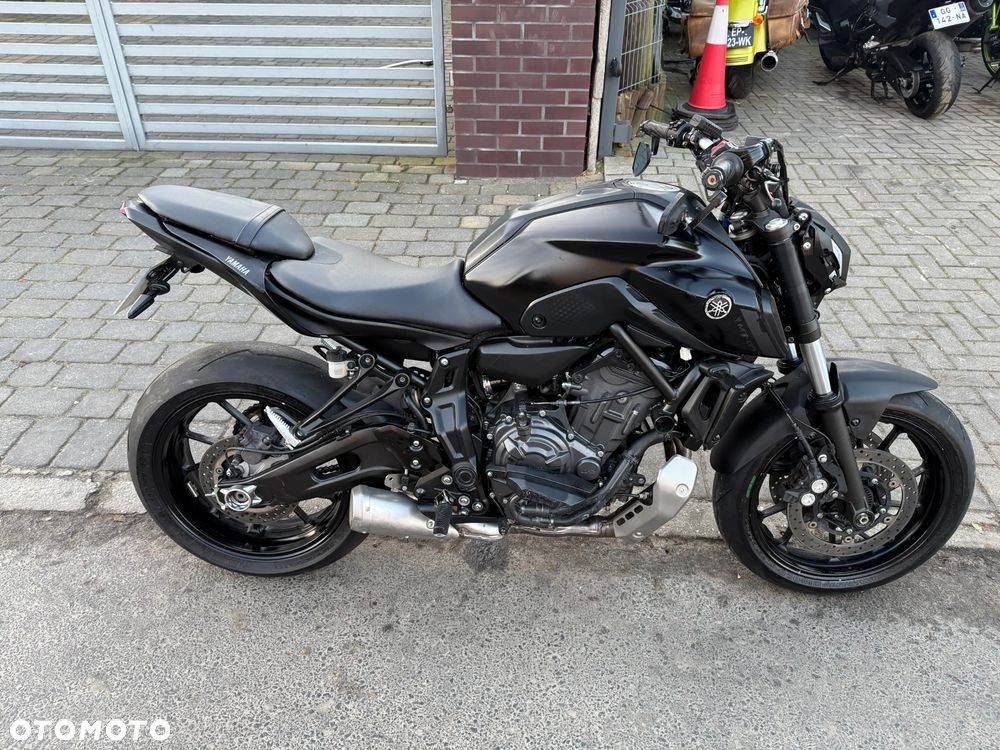 Yamaha MT - 4
