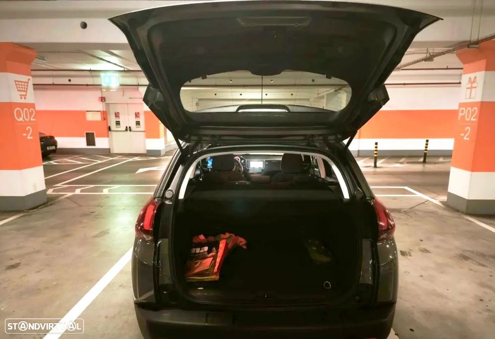 Peugeot 2008 1.2 PureTech Style - 6