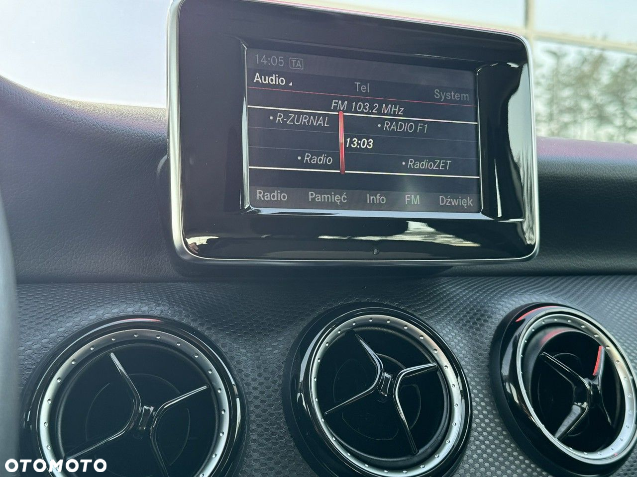 Mercedes-Benz Klasa A 180 (BlueEFFICIENCY) 7G-DCT Urban - 23