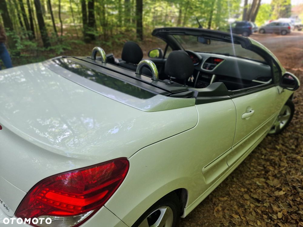 Peugeot 207 1.6 Premium - 6
