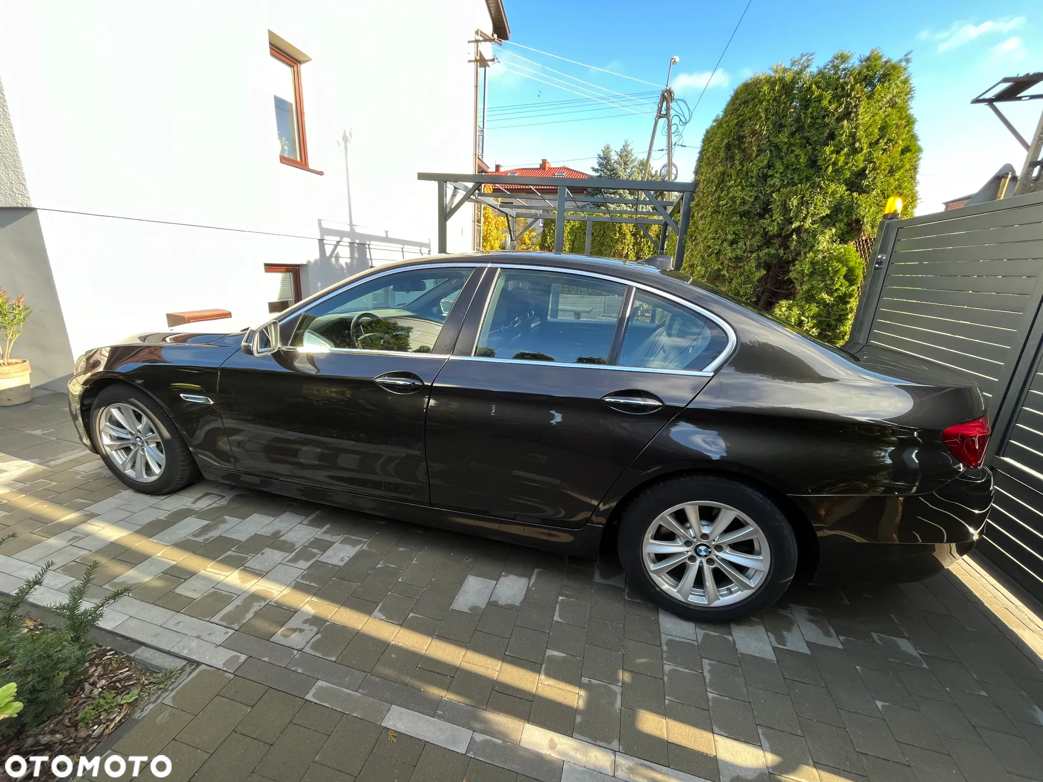 BMW Seria 5 528i xDrive - 5