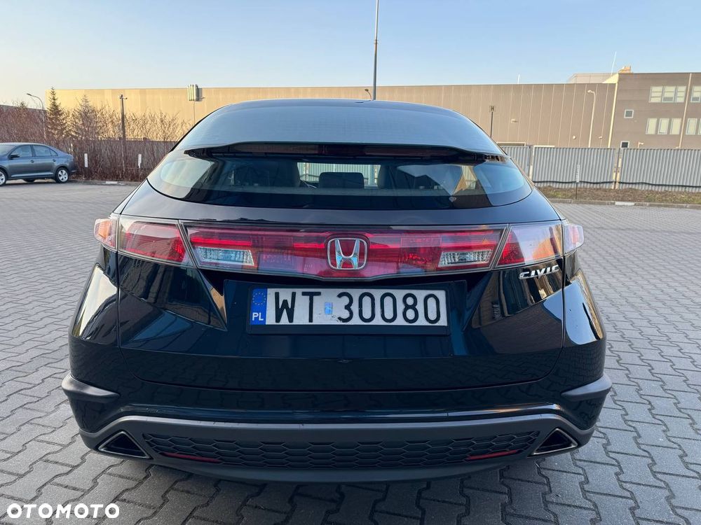 Honda Civic 1.8 Executive - 11