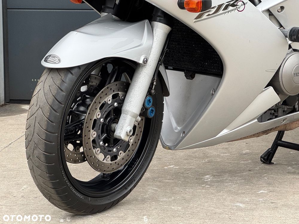 Yamaha FJR - 22