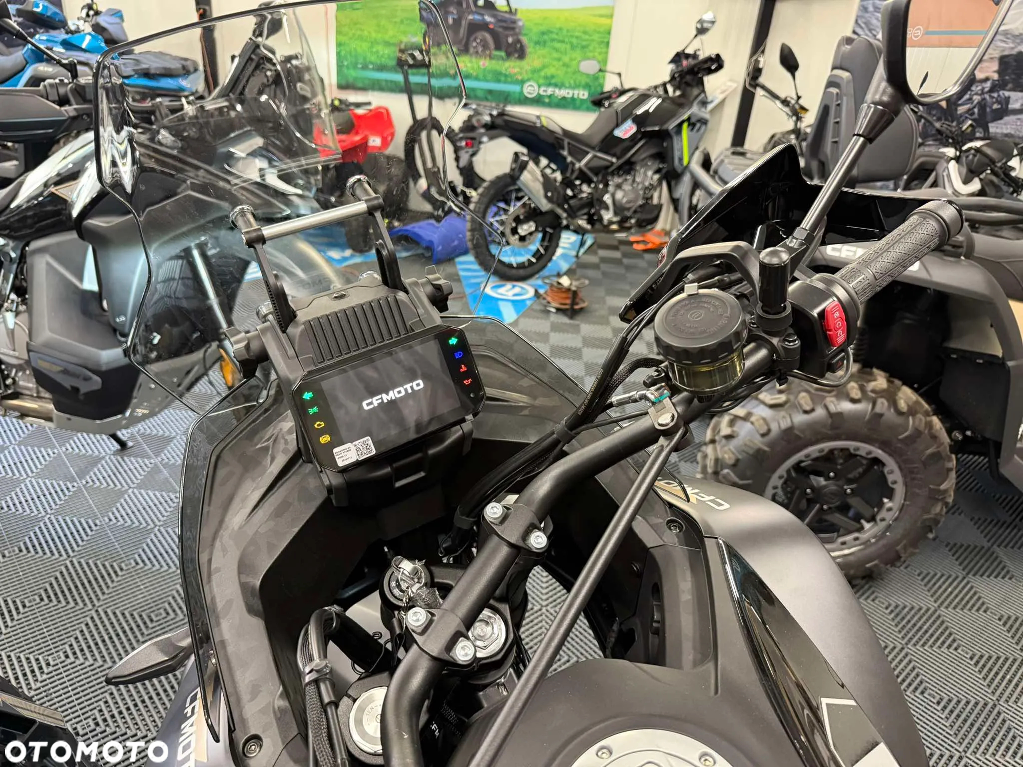 CFMoto MT