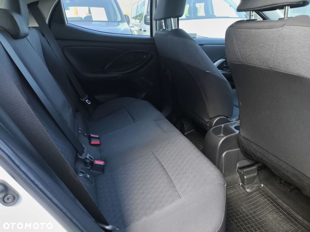 Toyota Yaris - 26