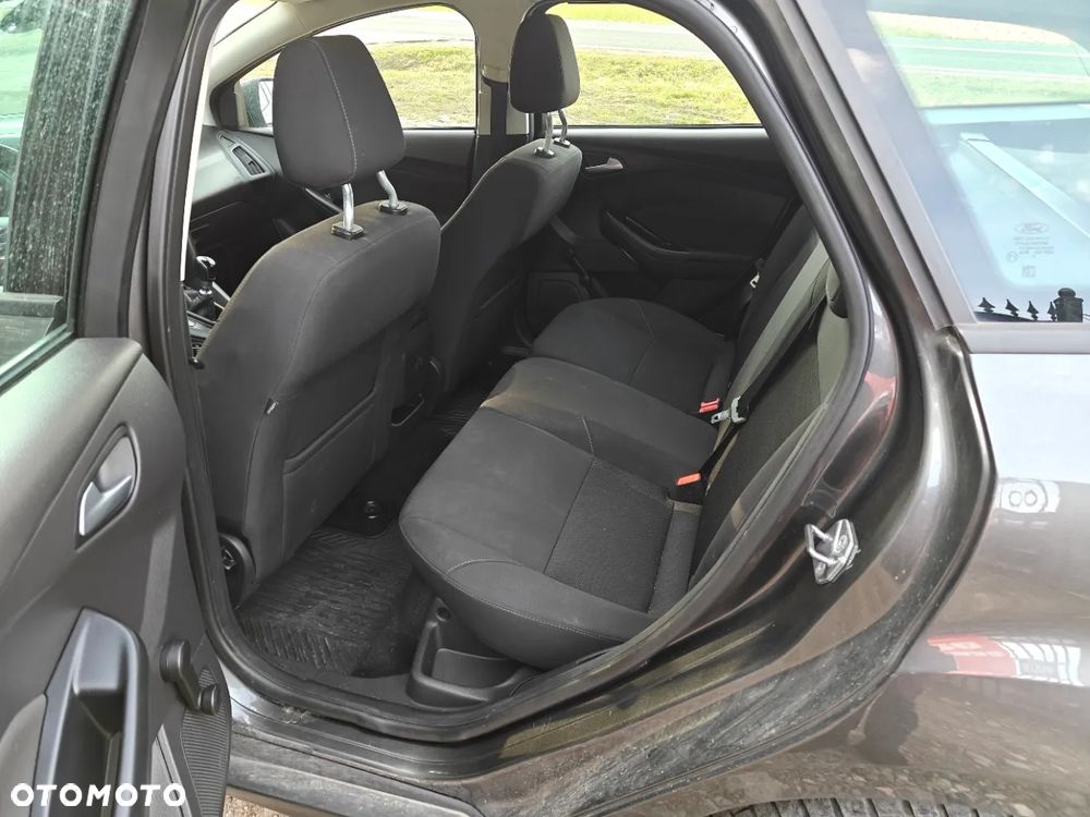 Ford Focus SW 1.5 TDCi SYNC Edition - 11