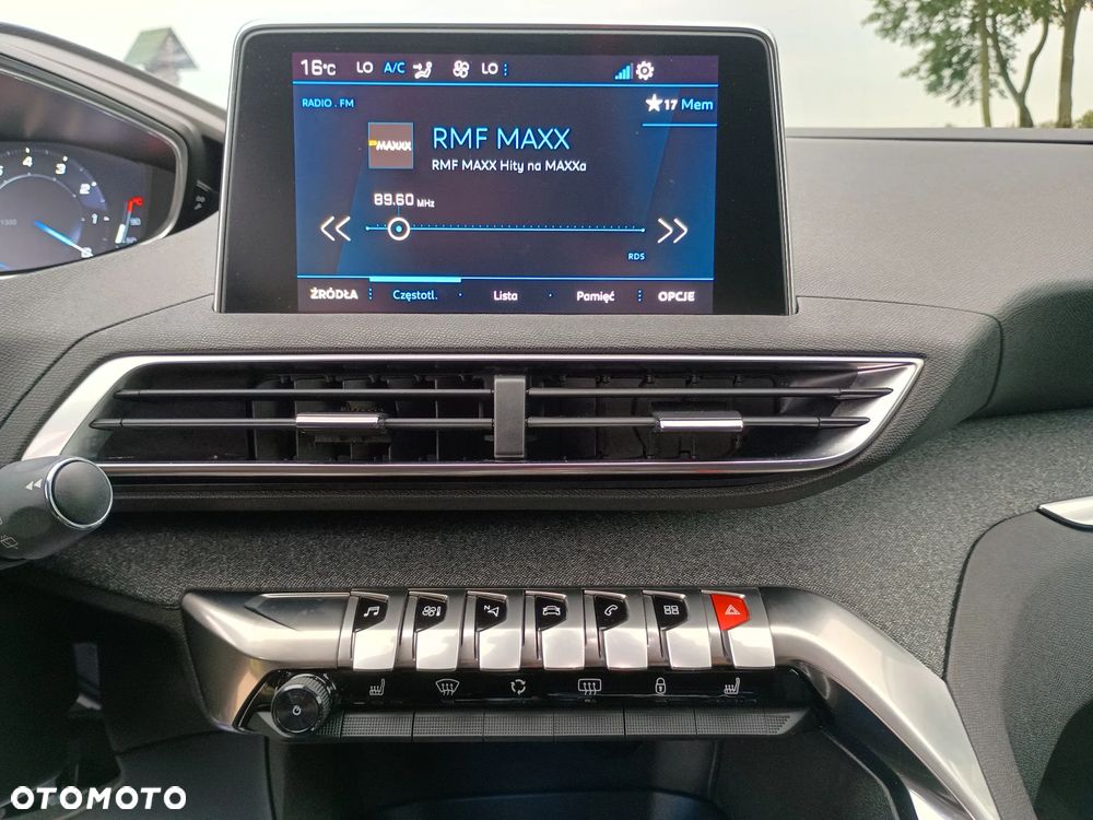 Peugeot 3008 1.2 PureTech Allure Pack S&S EAT8 - 34