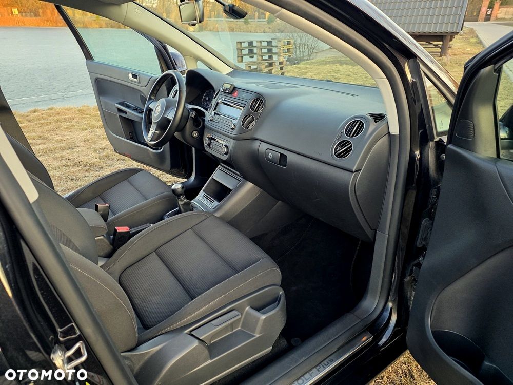Volkswagen Golf Plus 1.6 TDI Comfortline - 16