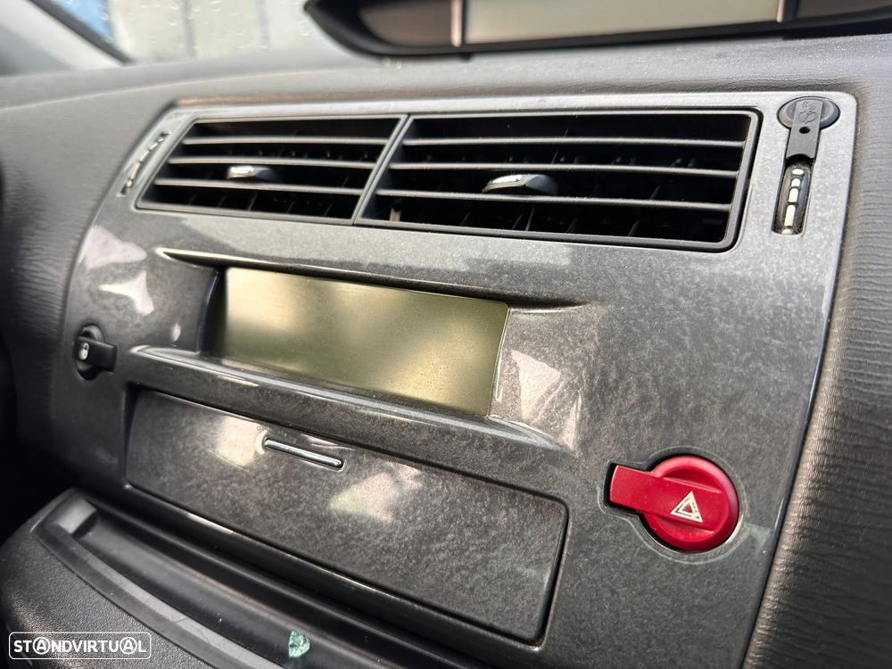 Citroën C4 I 1.6 HDI Diesel 109 cv  80kW de 2008 - 6