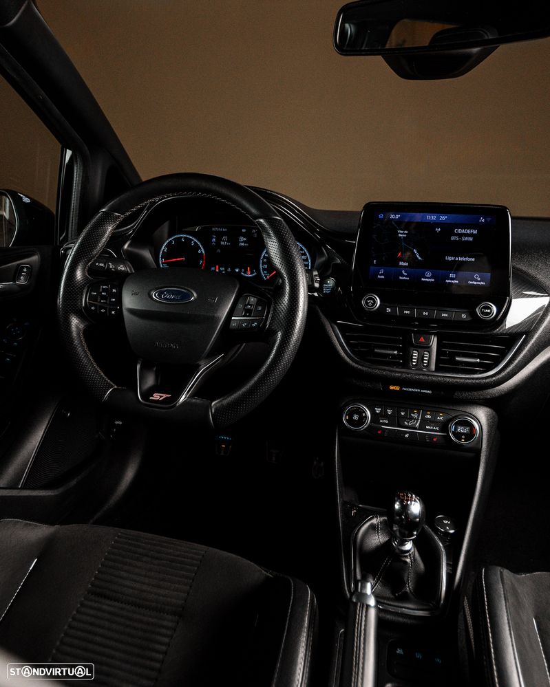 Ford Fiesta 1.5 EcoBoost ST - 11