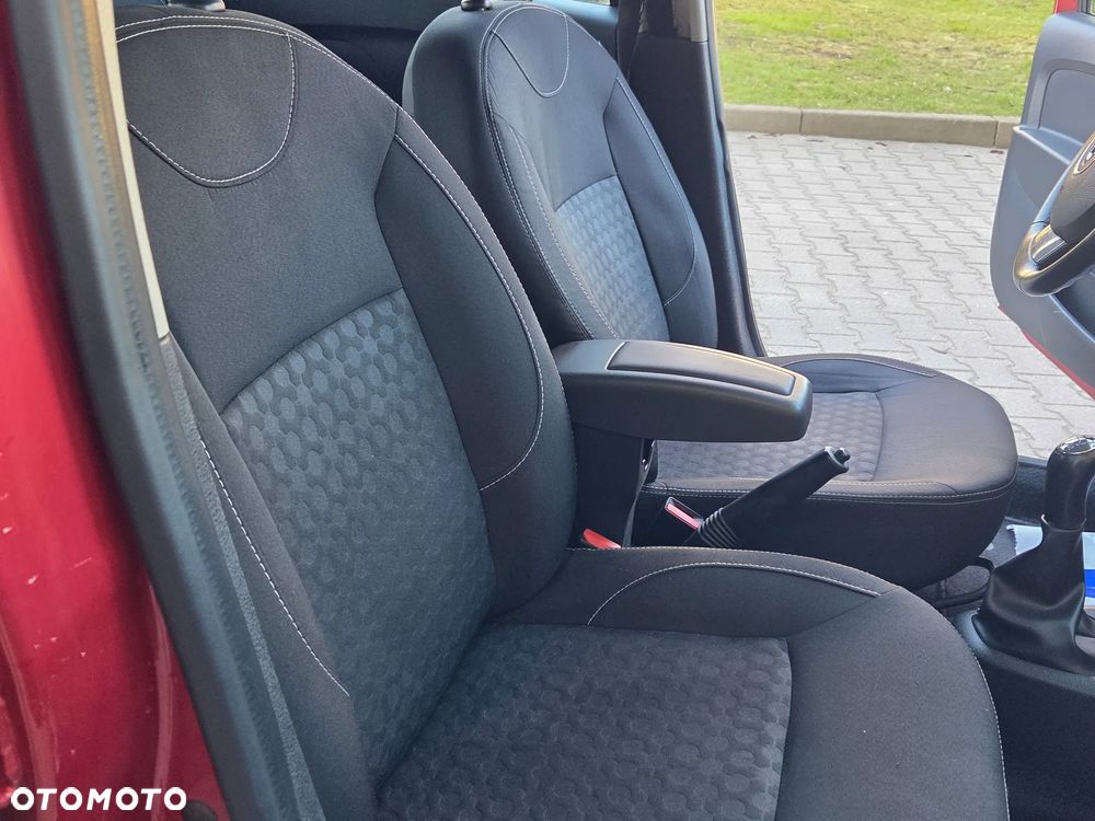 Dacia Sandero 1.2 16V 75 Ambiance - 29