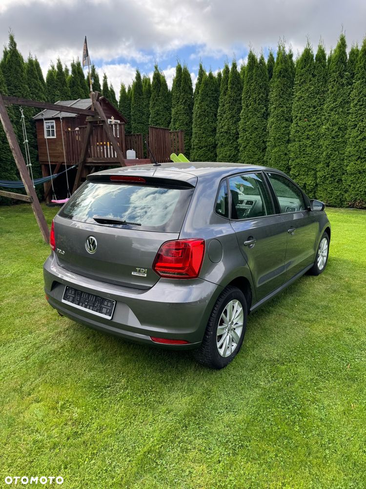 Volkswagen Polo 1.4 TDI (Blue Motion Technology) Comfortline - 4
