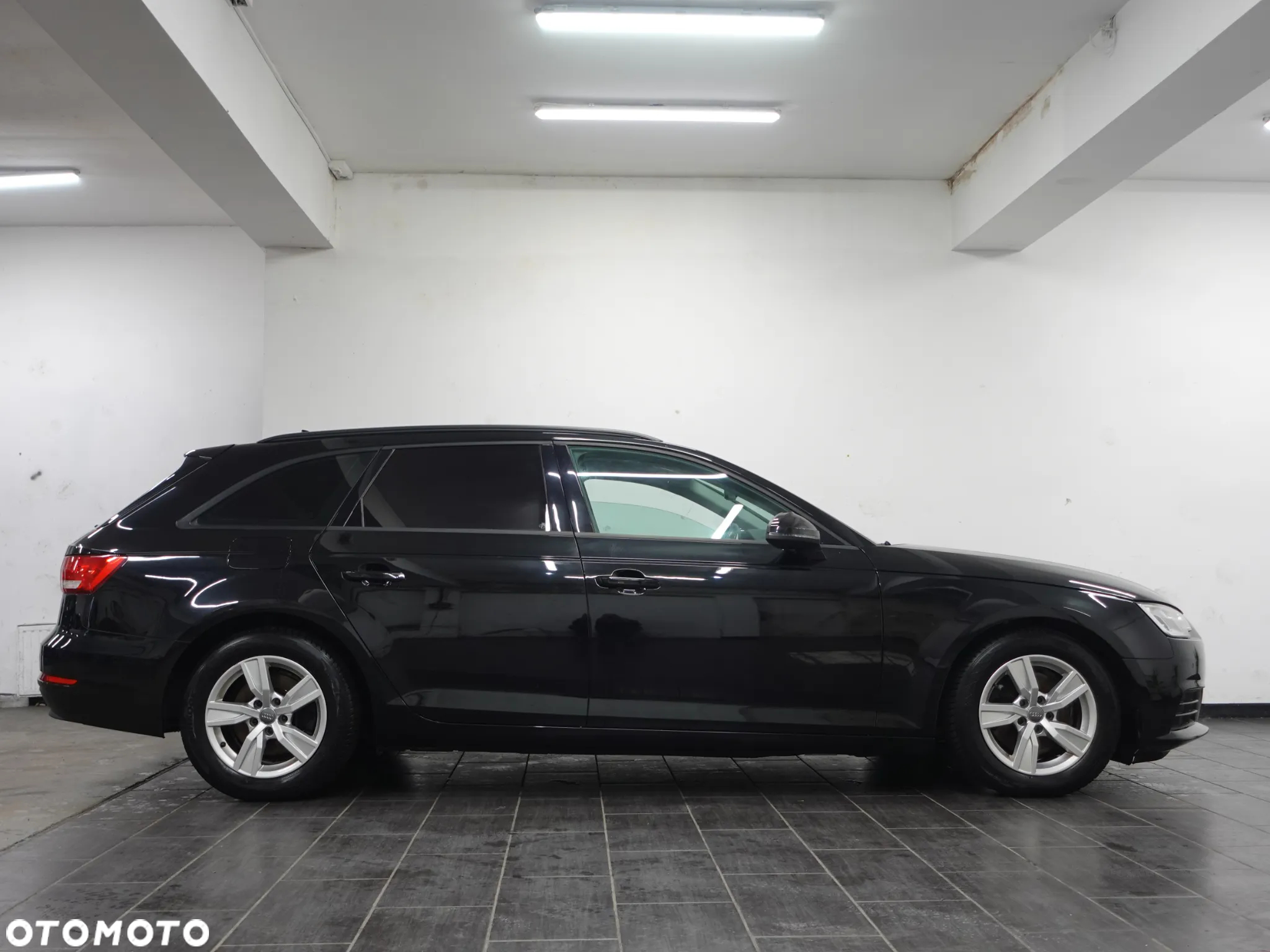 Audi A4 Avant 2.0 TDI - 11