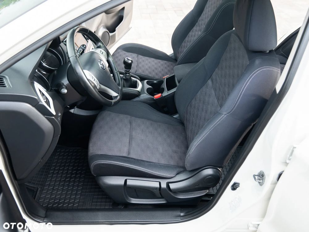 Nissan Qashqai 1.5 dCi Tekna - 22