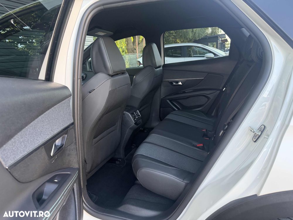 Peugeot 3008 1.5 BlueHDI S&S EAT8 Allure - 34