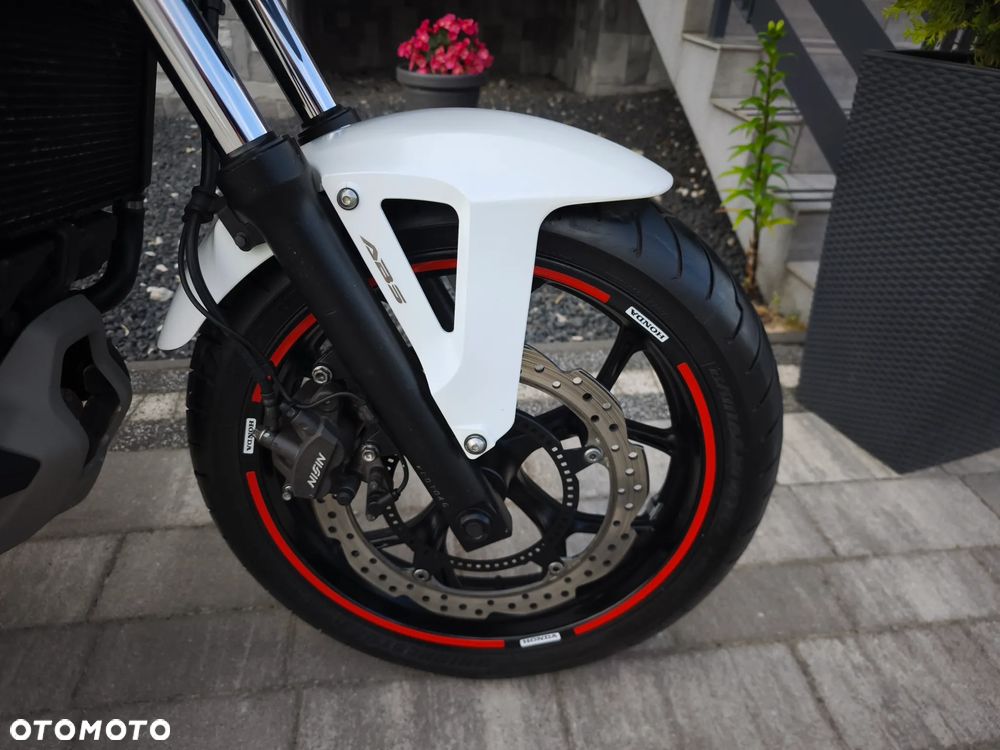 Honda NC - 5