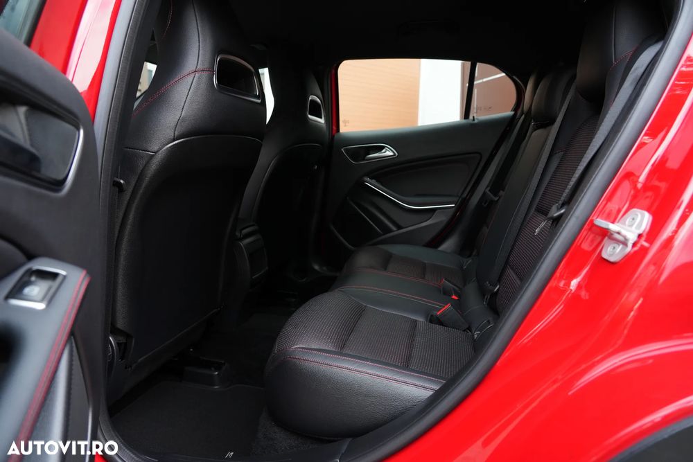 Mercedes-Benz GLA 200 d 7G-DCT AMG Line - 7