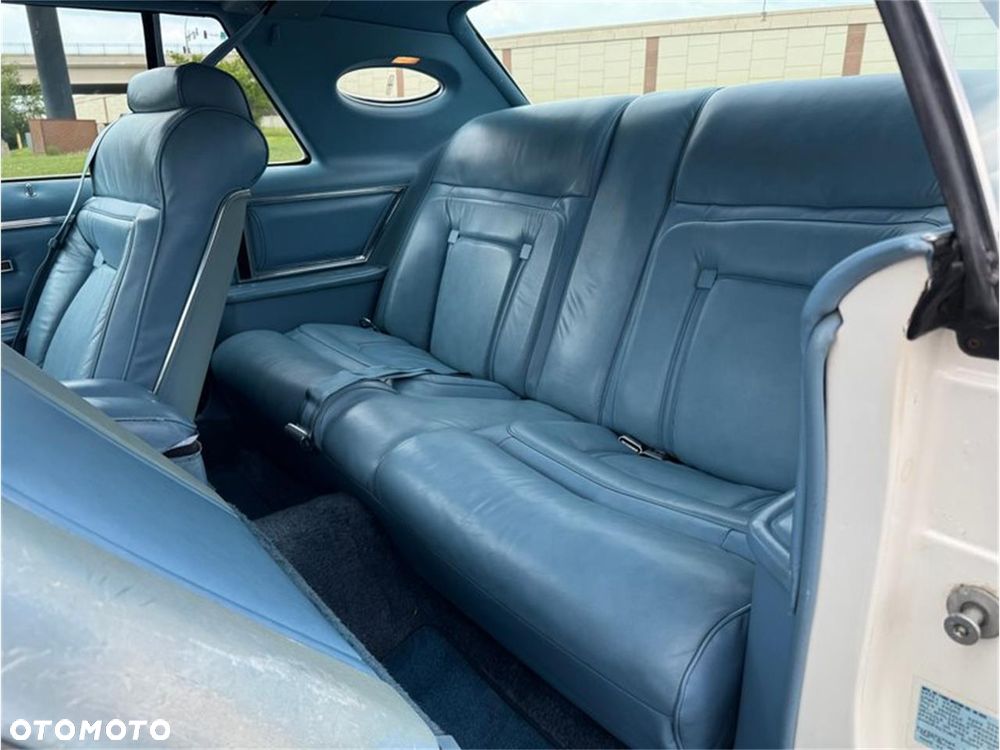 Lincoln Continental - 14
