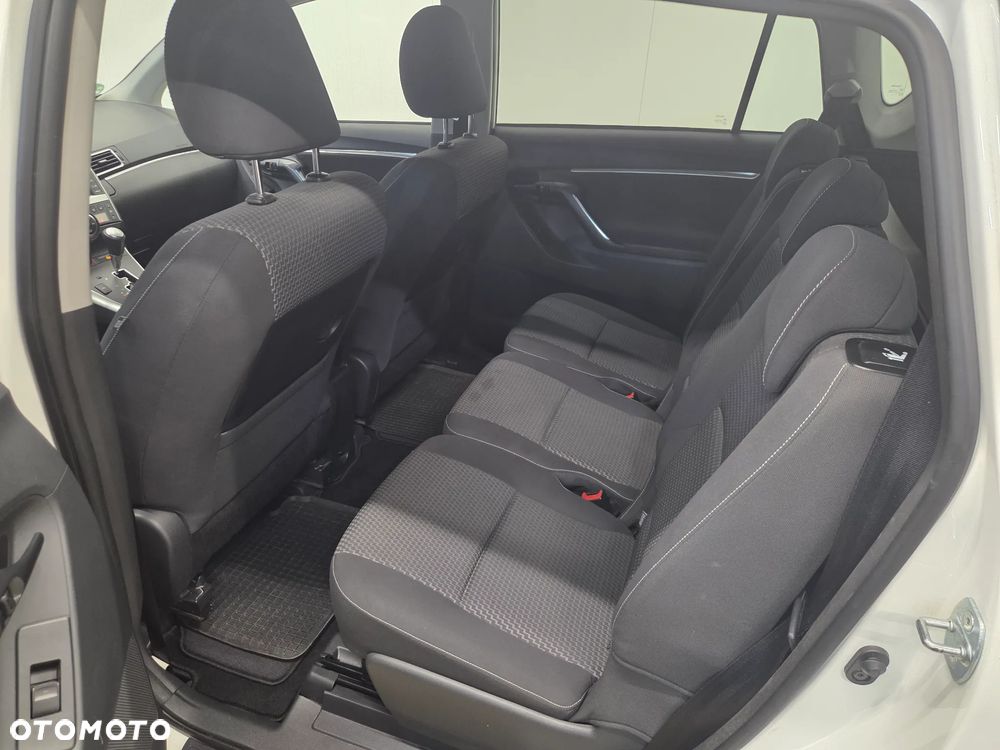 Toyota Verso 1.8 Multidrive Edition - 14