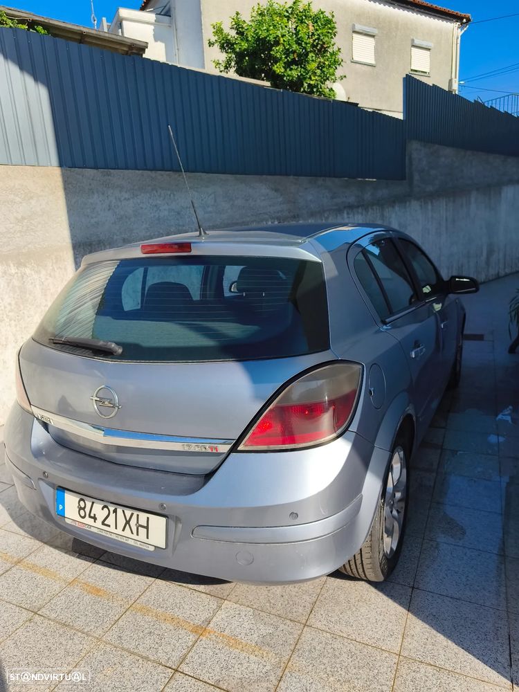 Opel Astra 2004 photo 5