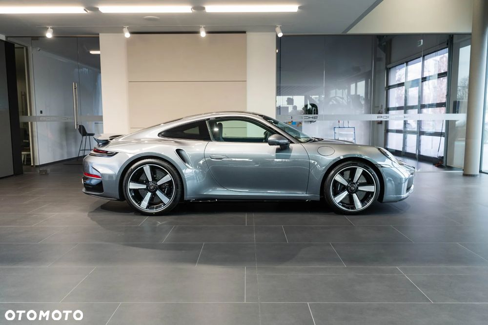 Porsche 911 Turbo S - 7