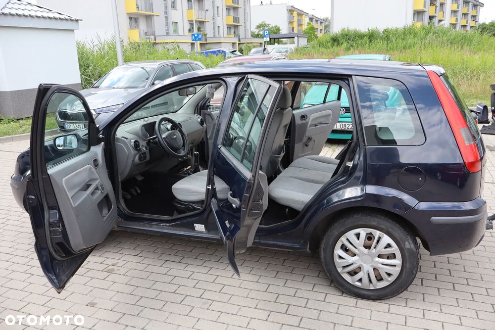 Ford Fusion 1.4 Ambiente - 8