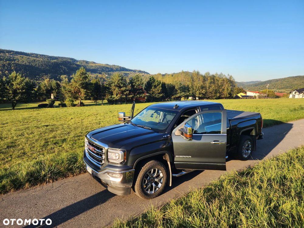 GMC Sierra - 5