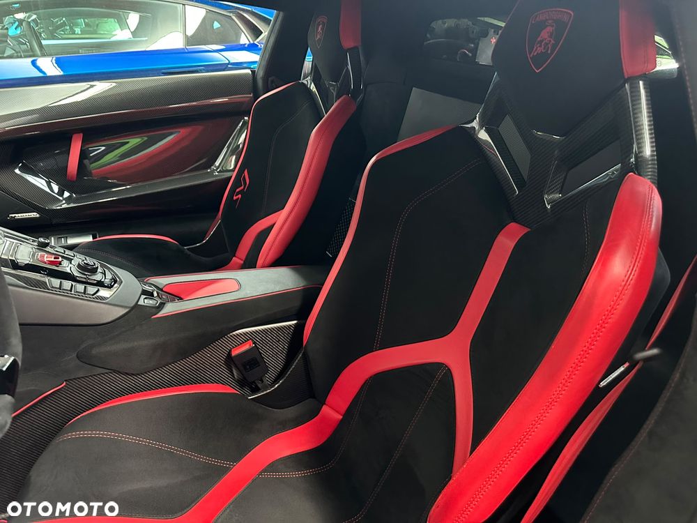 Lamborghini Aventador SVJ - 18