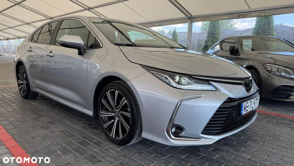 Toyota Corolla - 12