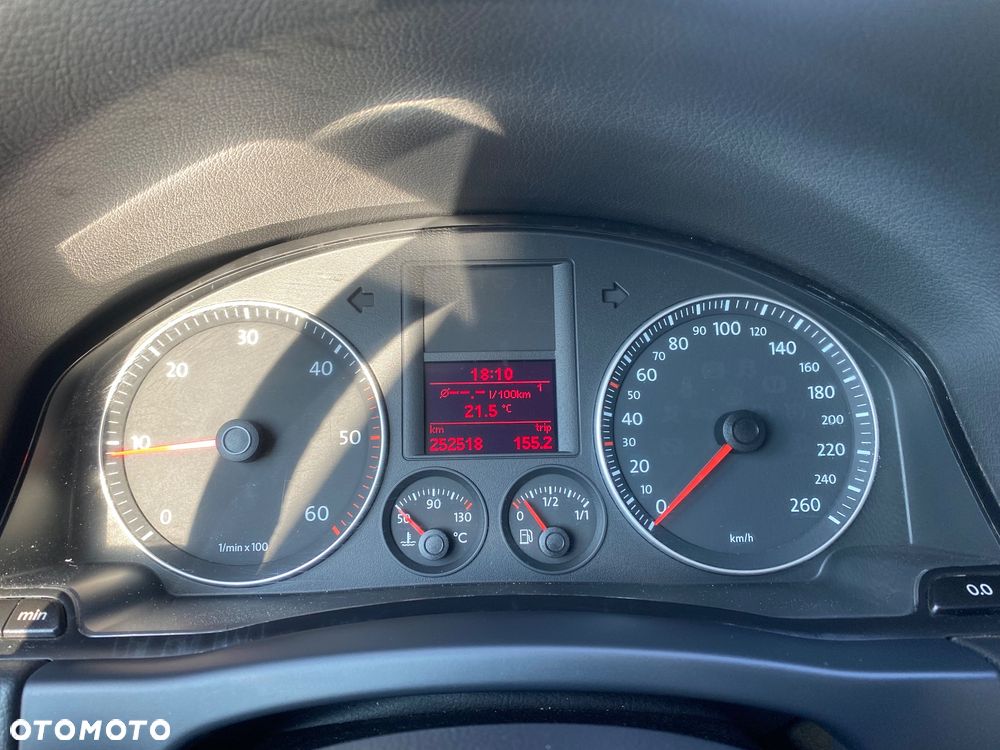 Volkswagen Golf Plus 2.0 TDI Trendline - 9
