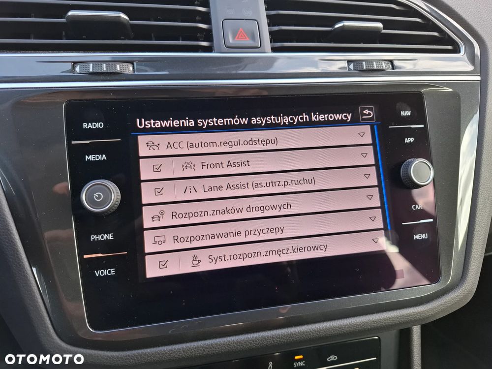 Volkswagen Tiguan 2.0 TDI SCR DSG Life - 27