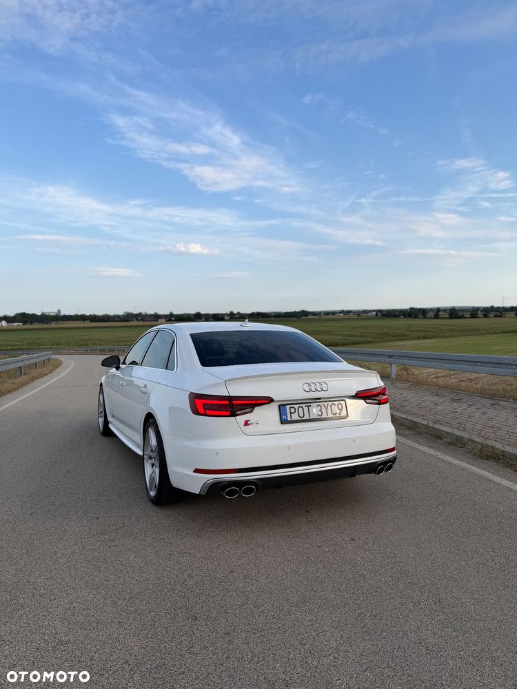 Audi S4 Limousine - 4