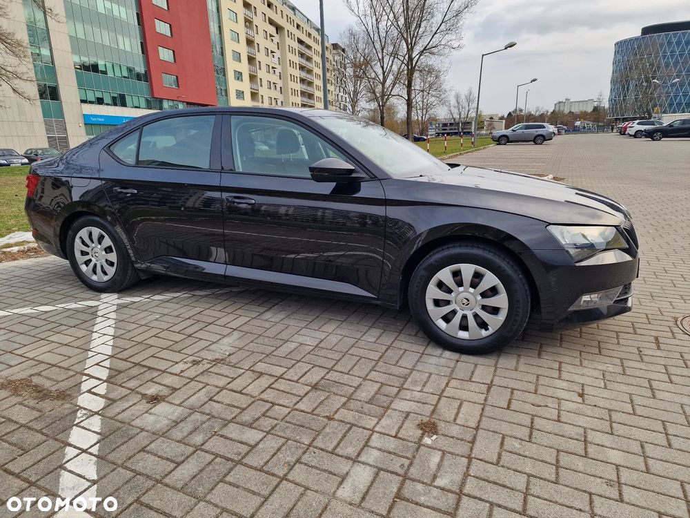 Skoda Superb 1.4 TSI Ambition - 6