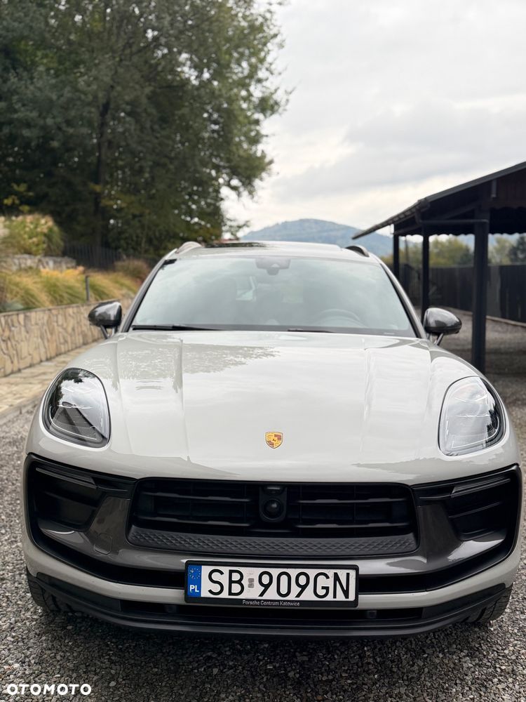 Porsche Macan T - 1