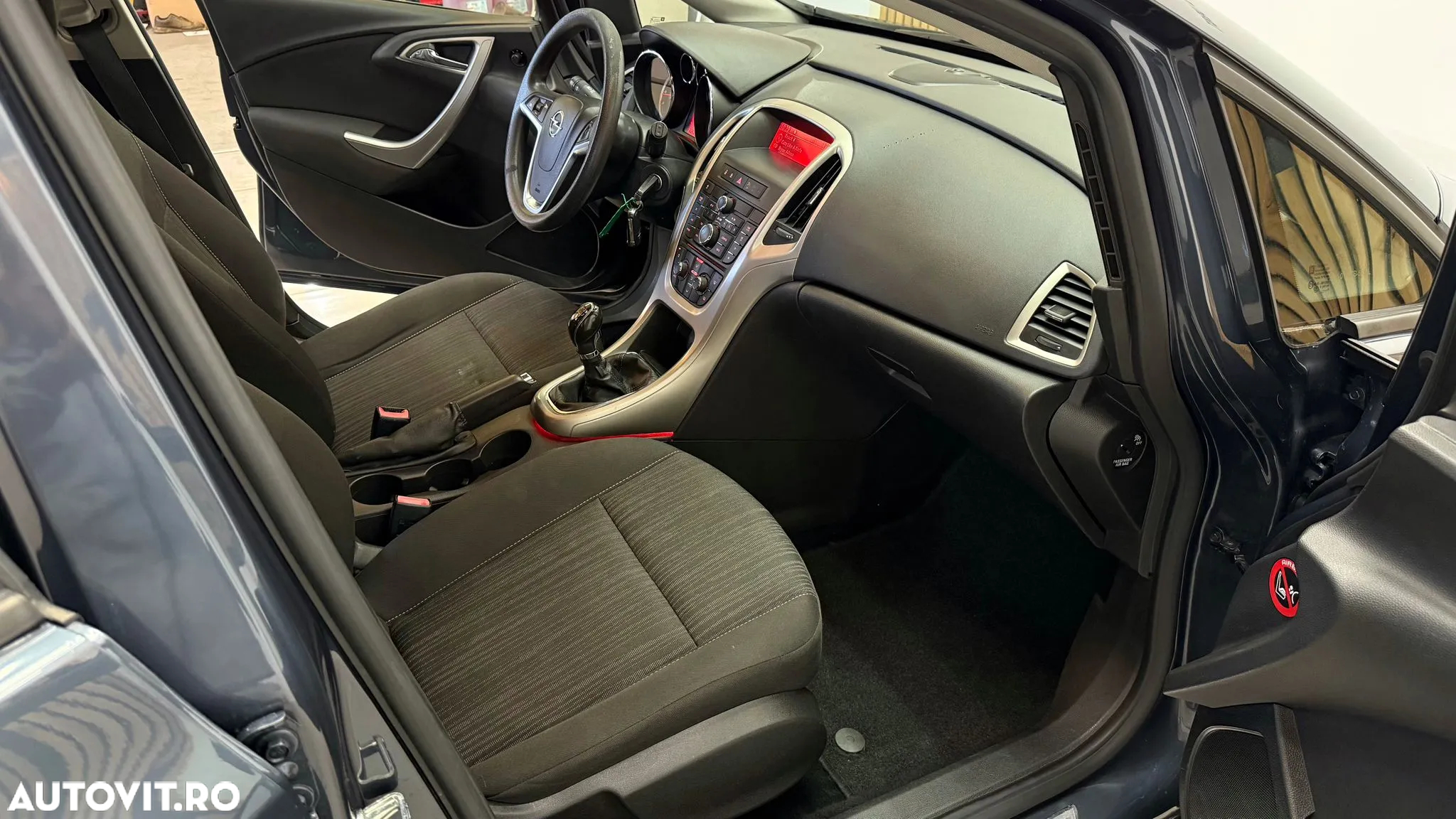 Opel Astra - 8