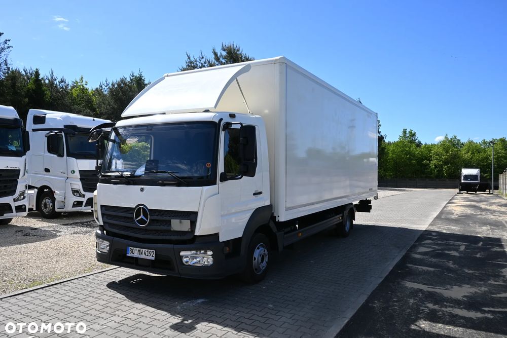 Mercedes-Benz Atego 818 L Kontener 7,25 - 3