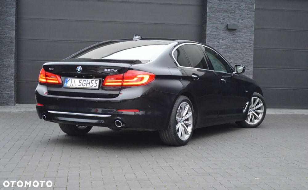 BMW Seria 5 520d xDrive Luxury Line - 6