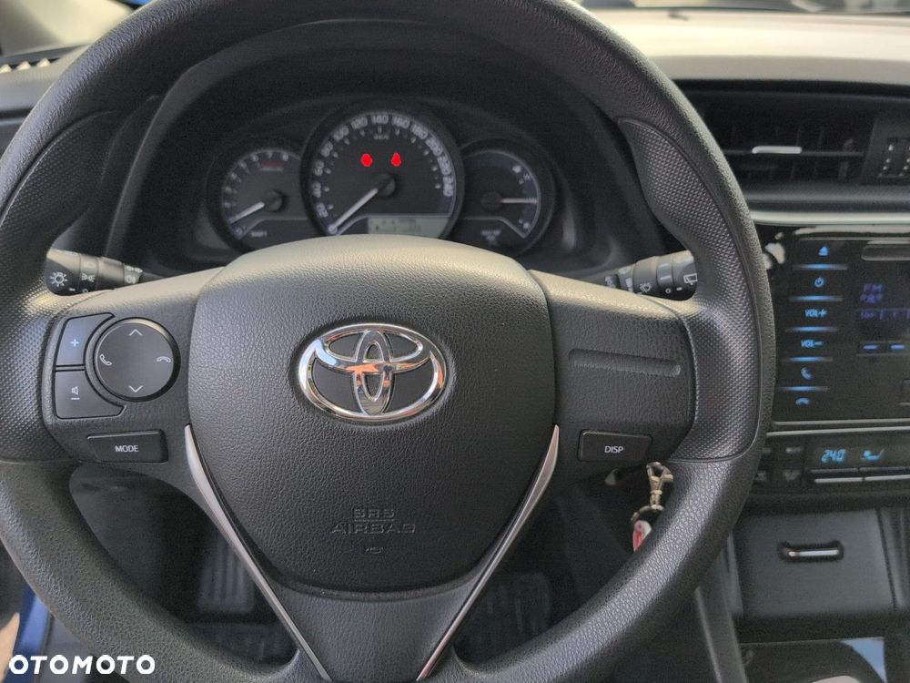 Toyota Auris 1.33 VVT-i Active - 16