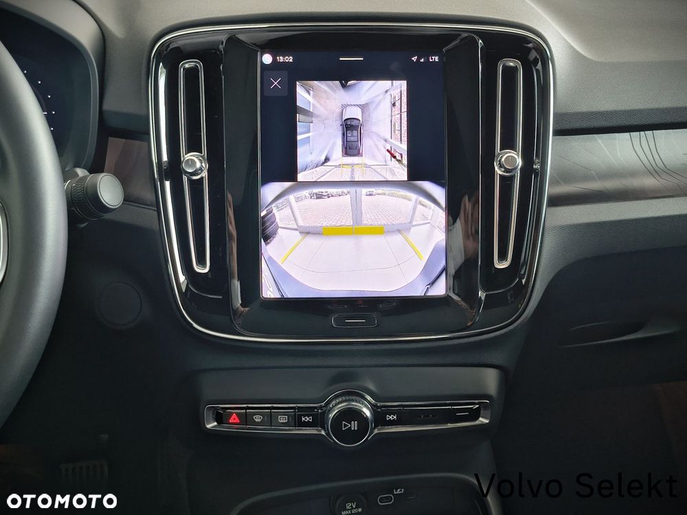 Volvo C40 - 24