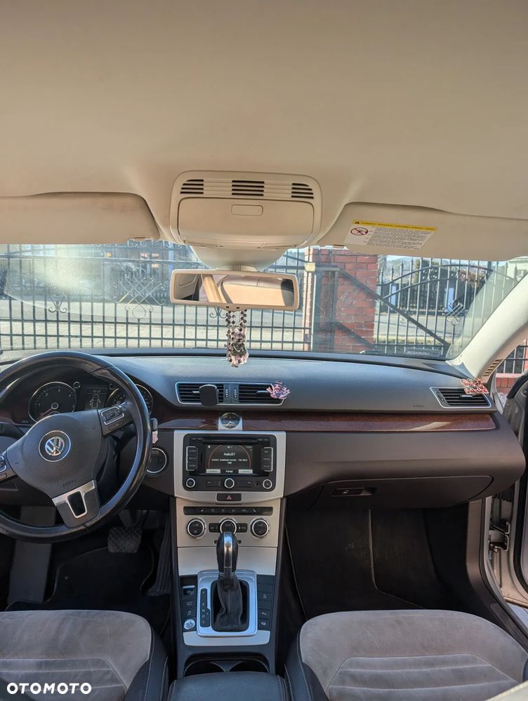 Volkswagen Passat 2.0 TDI Highline DSG - 3