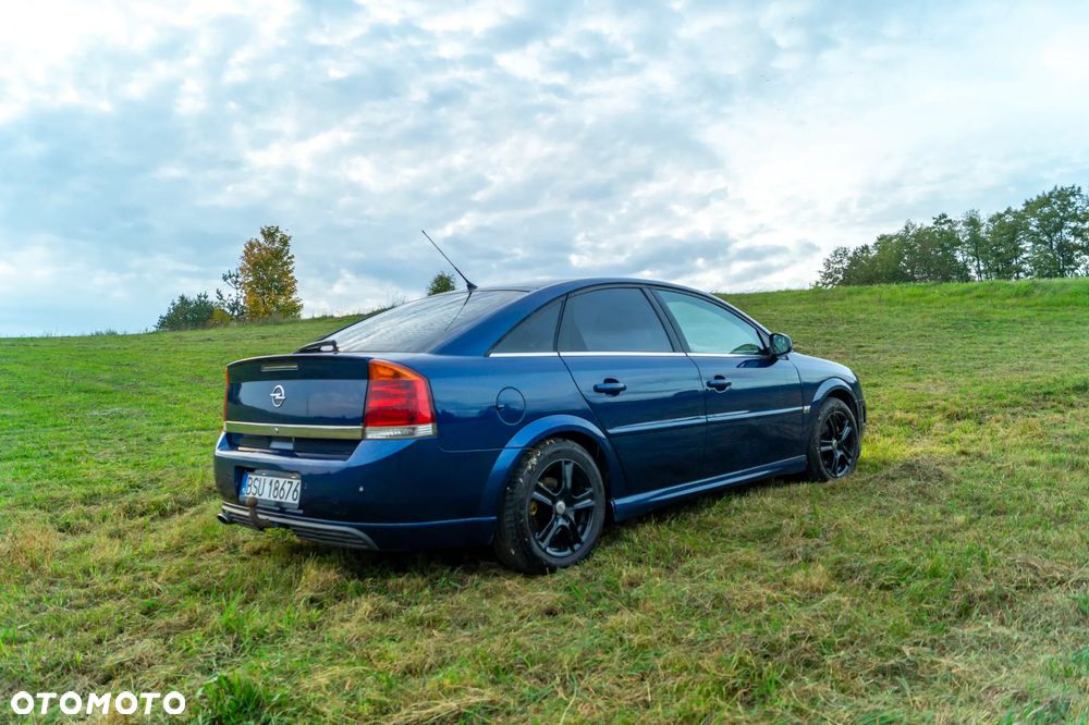 Opel Vectra 1.9 CDTI Sport / GTS - 9