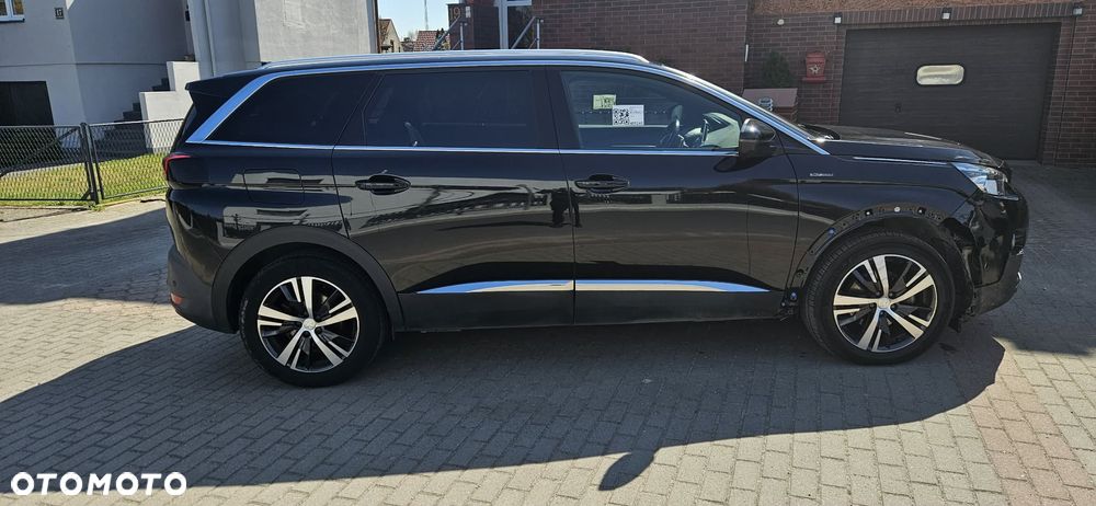 Peugeot 5008 BlueHDi 130 EAT8 Allure - 4