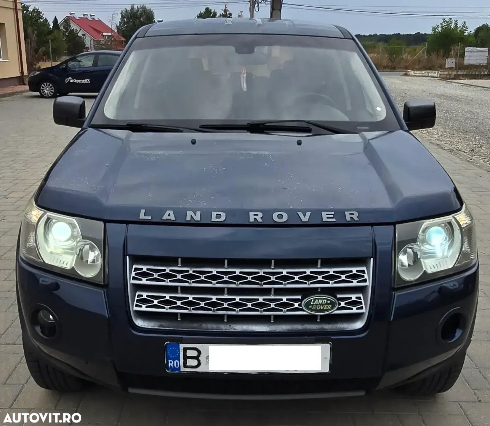 Land Rover Freelander - 2