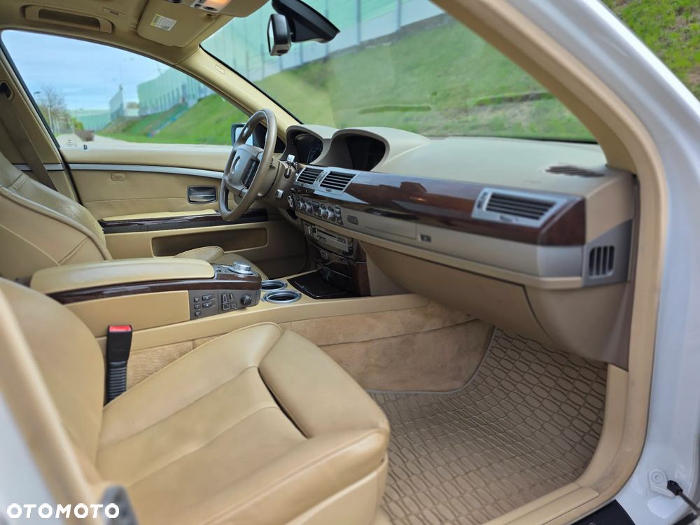 BMW Seria 7 750i L - 20