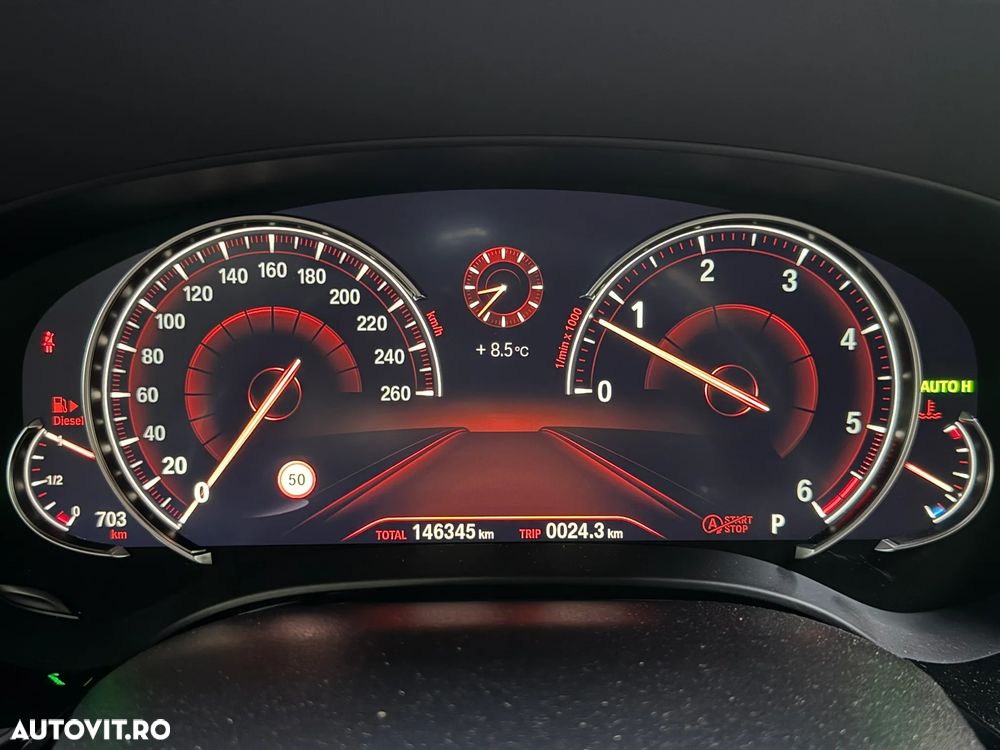 BMW Seria 5 530d xDrive Aut. Luxury Line - 3