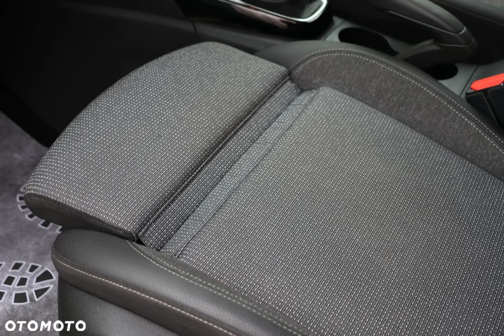 Opel Crossland X 1.2 T Design Line S&S - 16