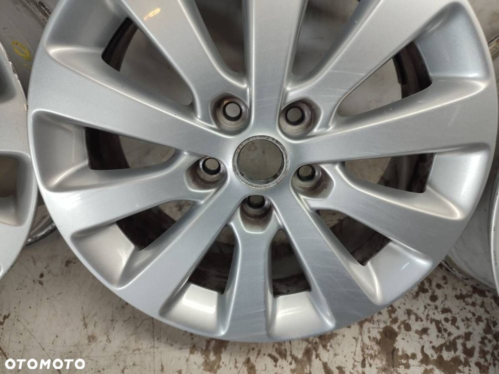 FELGI ALUMINIOWE KOMPLET 17" 5X120 7J CENTR 71 ET 44 - 3