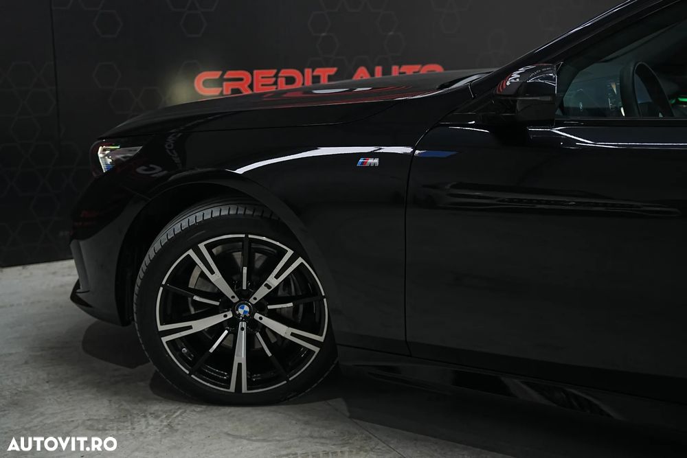 BMW Seria 5 540d xDrive AT MHEV - 25